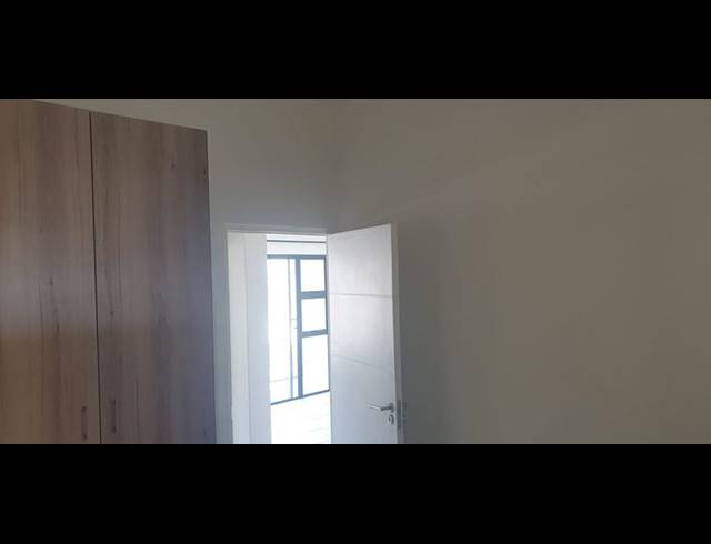 2 BEDROOM PROPERTY TO RENT IN GREENBAY ECO ESTATE